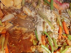 -鸣记脆皮烤鱼·海鲜烤鱼(三八广场店)