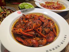 -叶派龙虾•招牌香辣蟹·海鲜(中海国际店)
