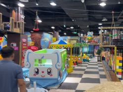 -卡通尼乐园·生日会(烟台永旺店)