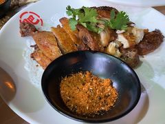 -肥肥虾庄·金牌油焖大虾(首义路店)