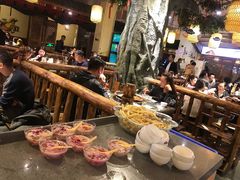 -老房老舍重庆火锅(假日城市店)