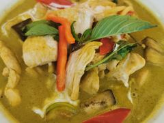 -Thai Pothong Restaurant