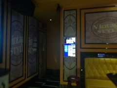 -欢乐迪KTV(南坪上海城店)