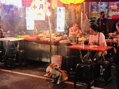-六合夜市