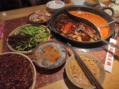 -赵美丽·重庆社区火锅·直营店(火车东站·中豪国际店)
