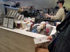 -喜茶(杭州滨江宝龙店)