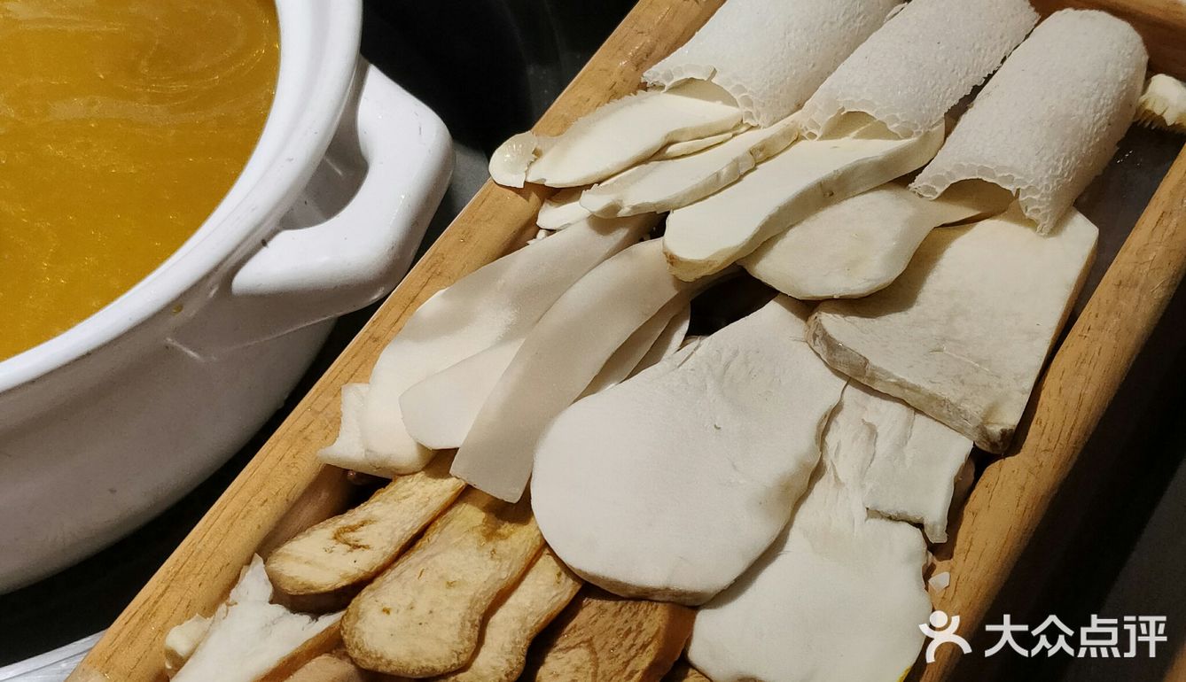 来云南一定要吃的野生菌火锅