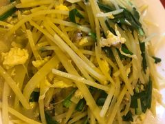 -闯关东东北农家菜(崂山石老人店)