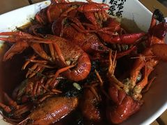 -龙巢盱眙龙虾·牛蛙·烧烤宵夜(八卦岭店)