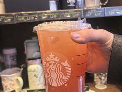 -星巴克(杭州西湖银泰1F店)