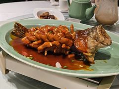 糖醋松子鱼-西湖春天•老字号杭州菜(百汇店)