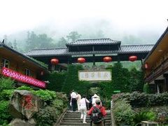 -藏龙百瀑风景区