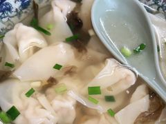 -无名氏宵夜小摊(祝家三姐妹馄饨店)