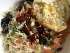 -乐天拉面(桃花街店)