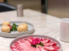 雪花牛舌-煲宫猪肚鸡(晶品店)