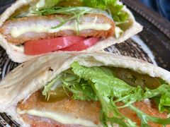 -玛格萝妮比萨屋(四平店)