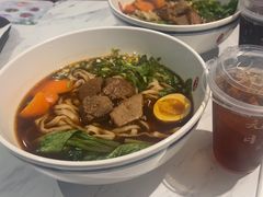 -康师傅私房牛肉面(申虹店)