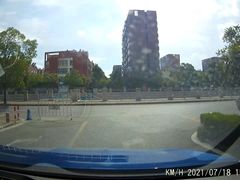 -新田360广场(上海华侨城店)