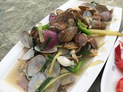 -四川小胡子海鲜(丁村万人海鲜广场店)