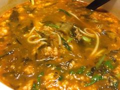 -香巴拉云南餐厅(华莱坞店)