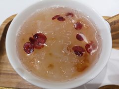蔓越莓桃胶银耳-炖物24章·顺时轻养茶(杭州大厦店)