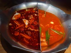 台式麻辣锅-湊湊火锅·茶憩(杭州湖滨银泰in77店)