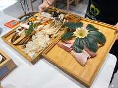 -花菇朵 ll 野生菌火锅·精品云南菜(后沙峪店)