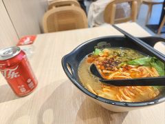 -桂在香知桂林米粉(红博中央公园店)