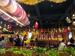 -老滇山寨•云南特色菜•地方菜•民族风情歌舞表演(金碧店)