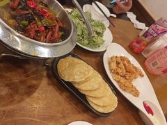 -一楼食业·美食人家