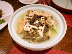羊肚菌炖肉汁汤-七号私厨·百年洋楼