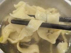 -靓汤瓦罐面(大学城店)