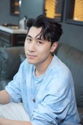 -一家只做男发烫染的店