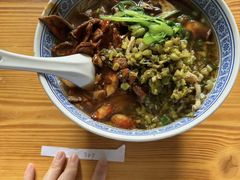 -沪西老弄堂面馆(定西路店)