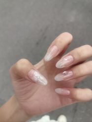 -晨·艺美甲美睫