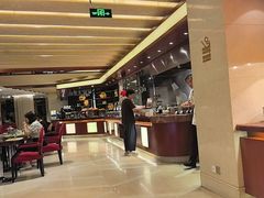 -君来湖滨饭店·玫瑰园