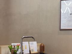 -灸春堂·艾灸·痛症·整脊连锁(之江银泰店)