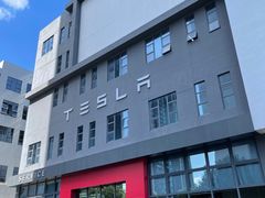 -TESLA 特斯拉(深圳观澜特斯拉直营钣喷中心)