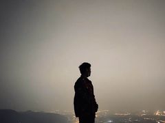 -鬼笑石后山停车场