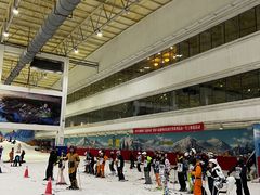 -乔波室内滑雪场
