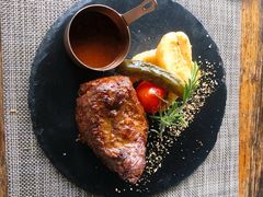 厚烤三角肥牛扒-喜洲吧·江畔老船厂·庭院餐厅(喜临院店)