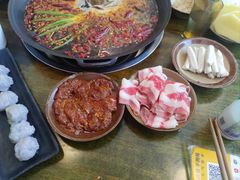 -黄潇洒老火锅(九眼桥宏济巷店)