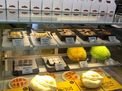 面包甜点陈列柜-猫王榴莲世家(三里屯SOHO商场店)