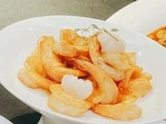 酥皮凤尾虾-荣公子创意菜