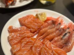 -钱小奴海鲜自助黑金店(杭州滨江龙湖店)