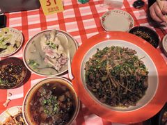 -老方桌烂蹄花川菜馆(九龙坡店)