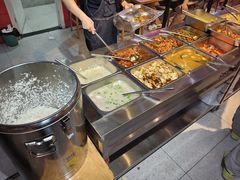 -新红帽自助盒饭(大悦城店)