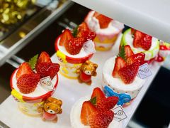 -花花卷卷·鲜食蛋糕(静安久光百货店)