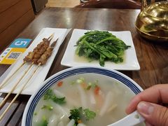 -塔里木的羊·新疆特色餐厅(钱湖北路店)