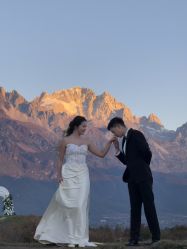 -卡兹摄影STUDIO婚纱摄影(文化路万达店)